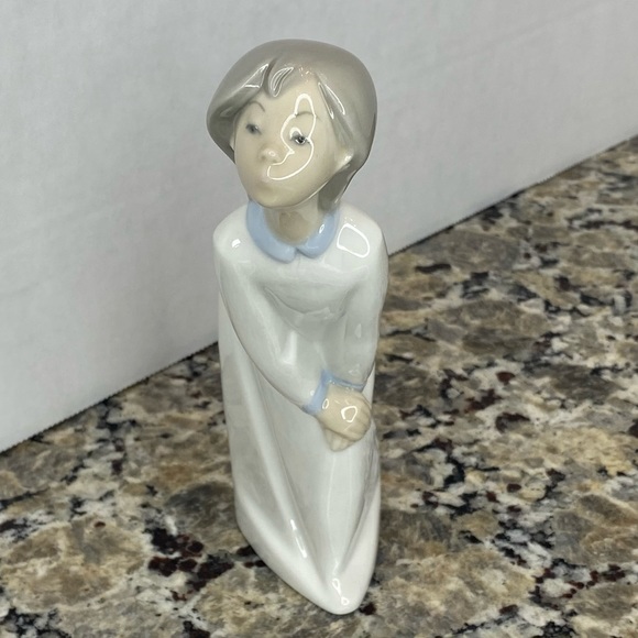 LLADRO #4873 GIRL KISSING BRAND  LOVE ROMANCE RETIRED - Picture 4 of 11